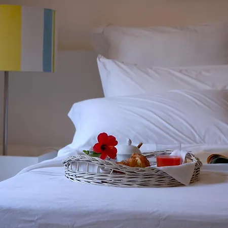 Fuoridalgusciohome Bed and breakfast 3*