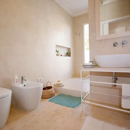 Fuoridalgusciohome 3*