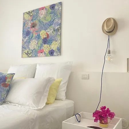 Fuoridalgusciohome Bed and breakfast 3*