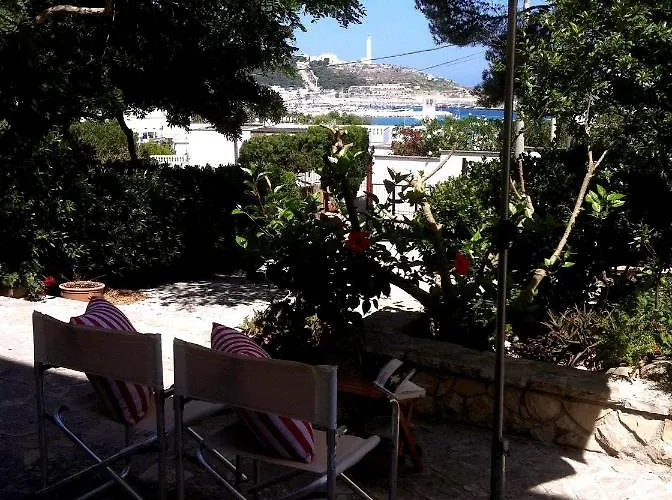 Fuoridalgusciohome 3* Santa Maria di Leuca