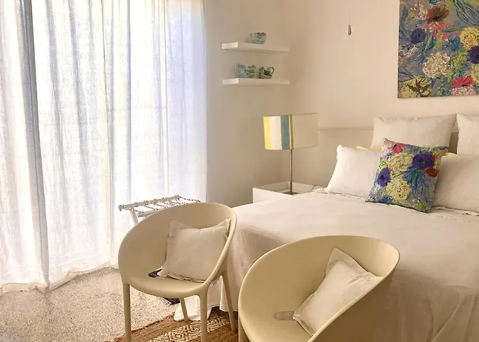 Fuoridalgusciohome Bed & Breakfast